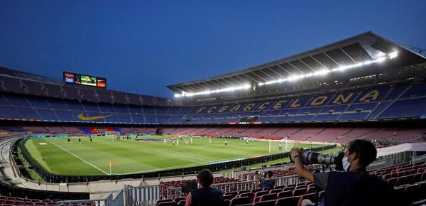 Door coronacrisis: FC Barcelona gaat stadion nog even niet verbouwen