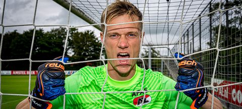 AZ heeft vervanger doelman Marco Bizot binnen: Deense goalie Jensen
