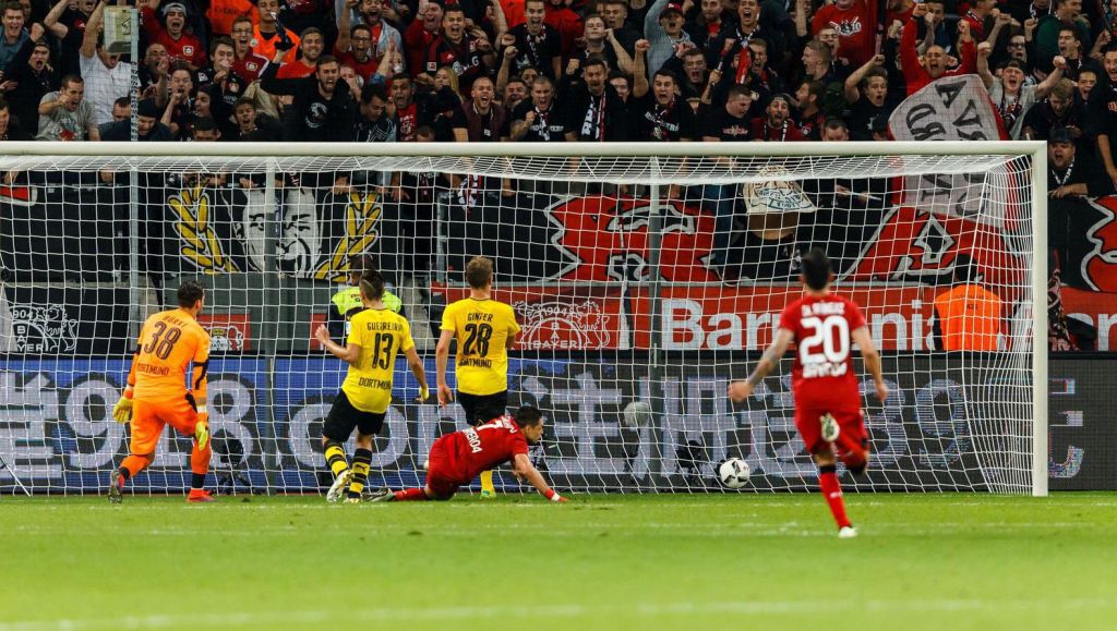 Dortmund weet niet te profiteren van misstap Bayern München