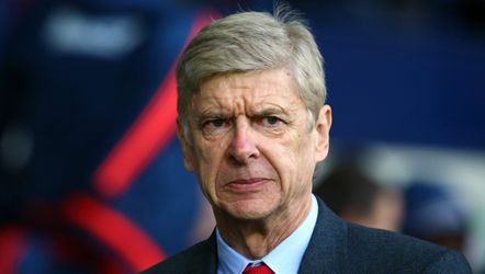 Wenger overweegt blessure op te vangen met aankoop