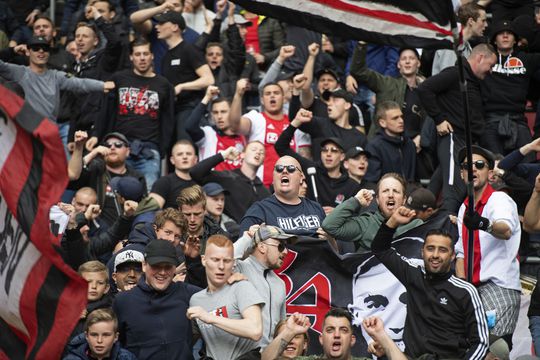 Ajax-fans totaal niet blij met tijdstip huldiging