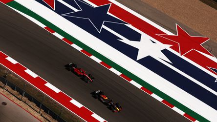 🎥 | Max Verstappen beukt Charles Leclerc van de baan bij inhaalactie