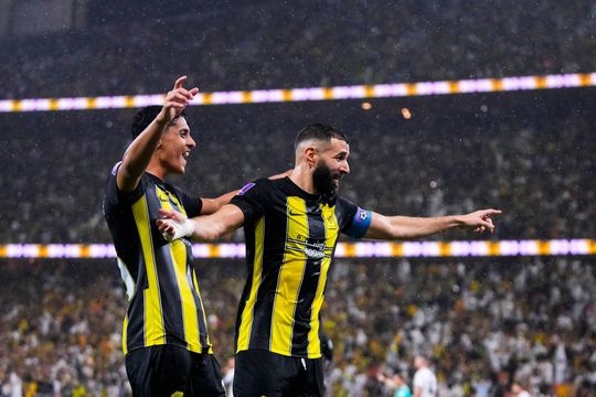 Al Ittihad dankzij Benzema en Kanté naar tweede ronde WK voor clubs
