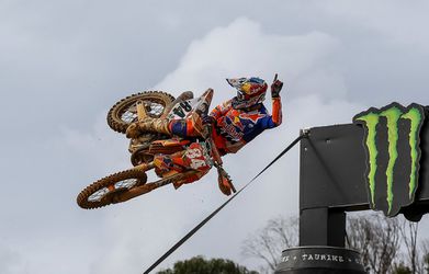 Herlings wint met grote overmacht de 1ste manche in Letland