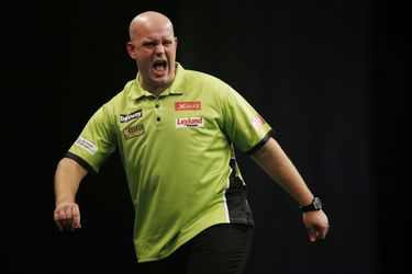 Michael van Gerwen gooit 9-darter op UK Open! (video)