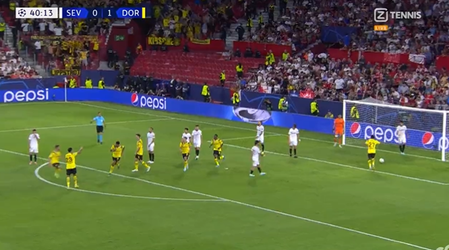 🎥 | Sevilla krijgt in eigen huis voetballes van Borussia Dortmund: 0-3 bij rust