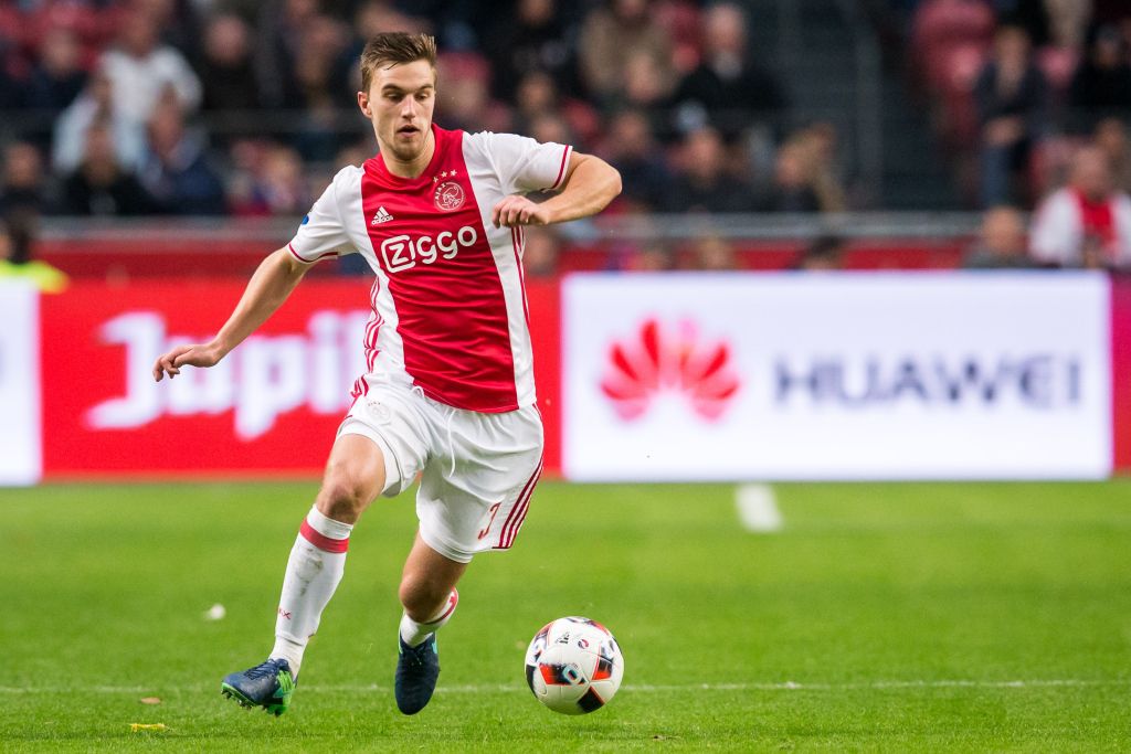 Ajax kan tegen Excelsior beroep doen op Veltman en Riedewald
