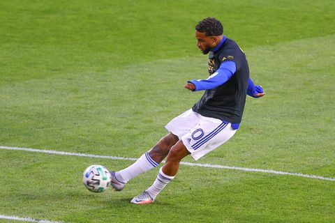 'Go Ahead Eagles concurreert met andere Eredivisie-club om Jürgen Locadia'