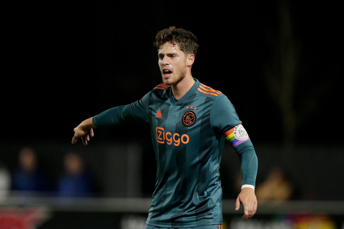 Kik Piere sluit tijdelijk vertrek bij Ajax niet uit: 'Kijken wat het beste voor mij is'