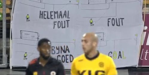 LOL! Fans laten met geniaal spandoek zien hoe Roda moet scoren (video)