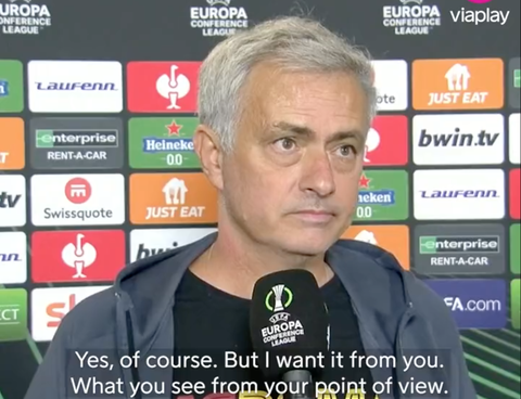 🎥| Mourinho doet weer eens lekker bits: 'Heb jij de wedstrijd wel gezien?'