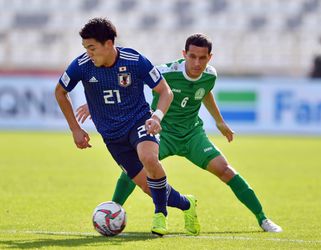 Japan wint mede dankzij Doan moeizaam van Turkmenistan op Azië Cup