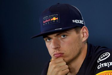 Rij een rondje mee met Verstappen over Silverstone (video)