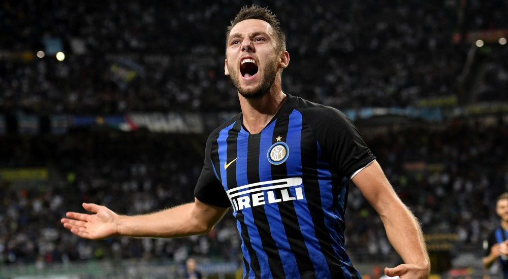 De Vrij maakt 1e doelpunt voor Inter bij gelijkspel tegen Torino (video)