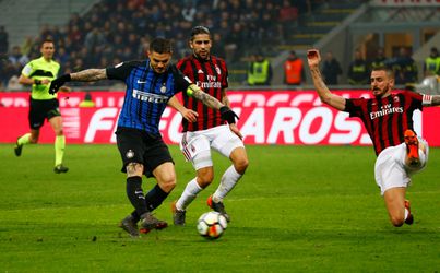 Icardi doet een Rosheuveltje en mist open kans in stadsderby (video)