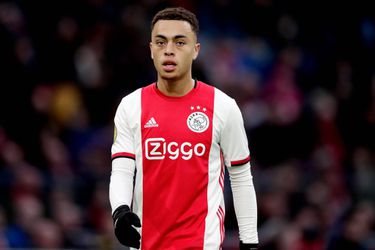 Jong Ajax start met eerder teruggekeerde Dest tegen Jong PSV