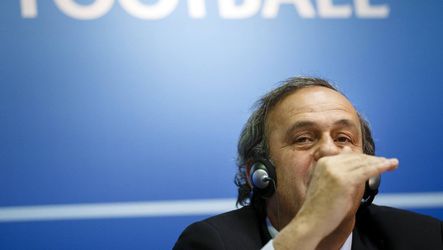 UEFA-bestuur wil duidelijkheid van Platini