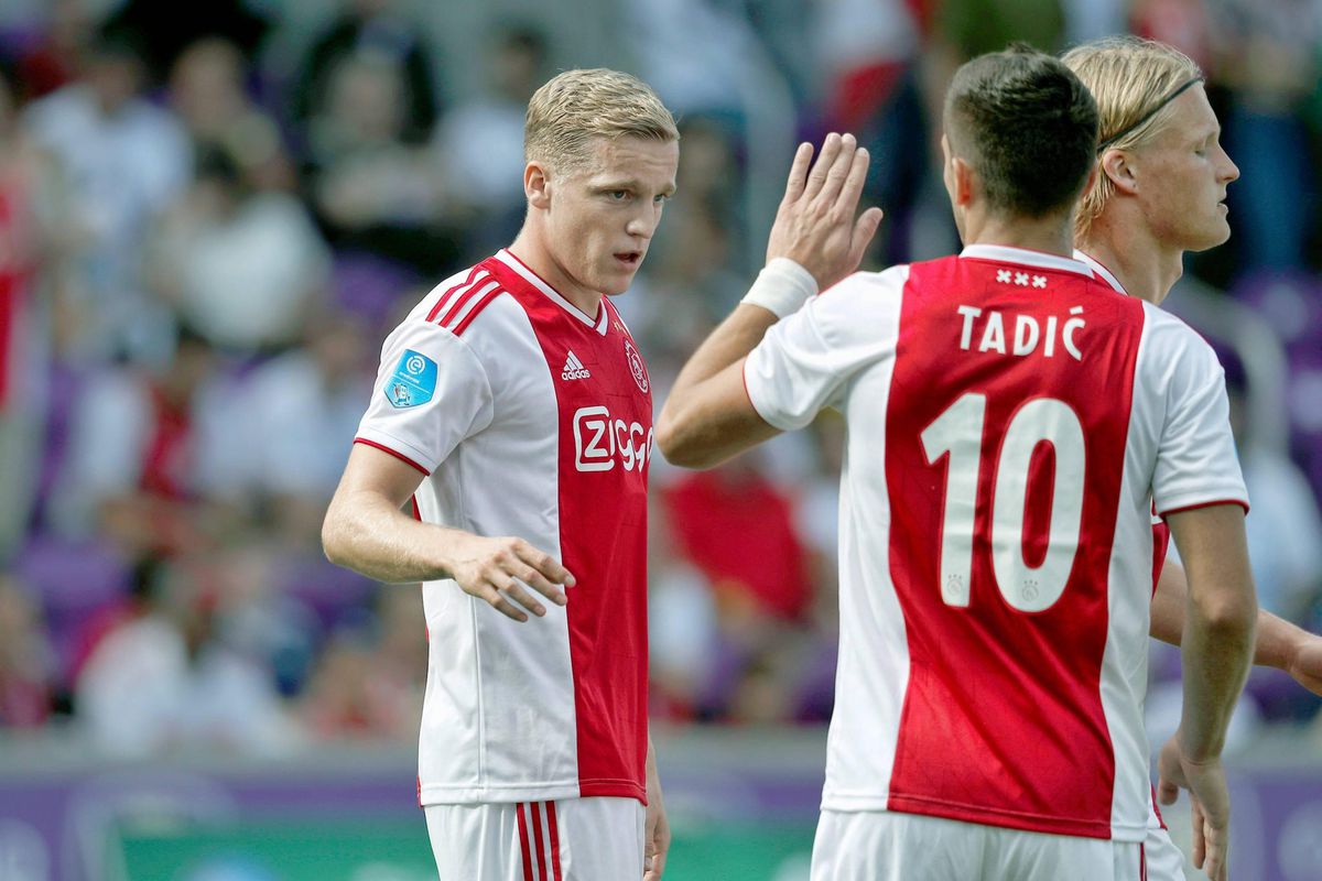 Ajax doorstaat laatste test in VS met zege op São Paulo (video's)