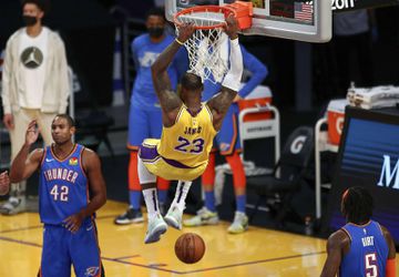 🎥 | LeBron James bezorgt LA Lakers met triple-double zege in overtime
