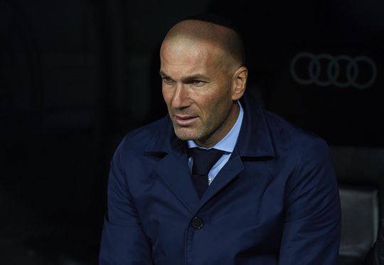 Zidane zet eindelijk handtekening onder contractverlenging bij Real