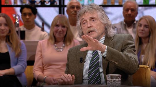 🎥​ | Johan Derksen: 'Media praten Ajax een crisis aan'