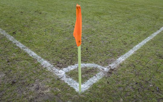 Amateurvoetballer krijgt celstraf na keihard trappen tegen hoofd tegenstander