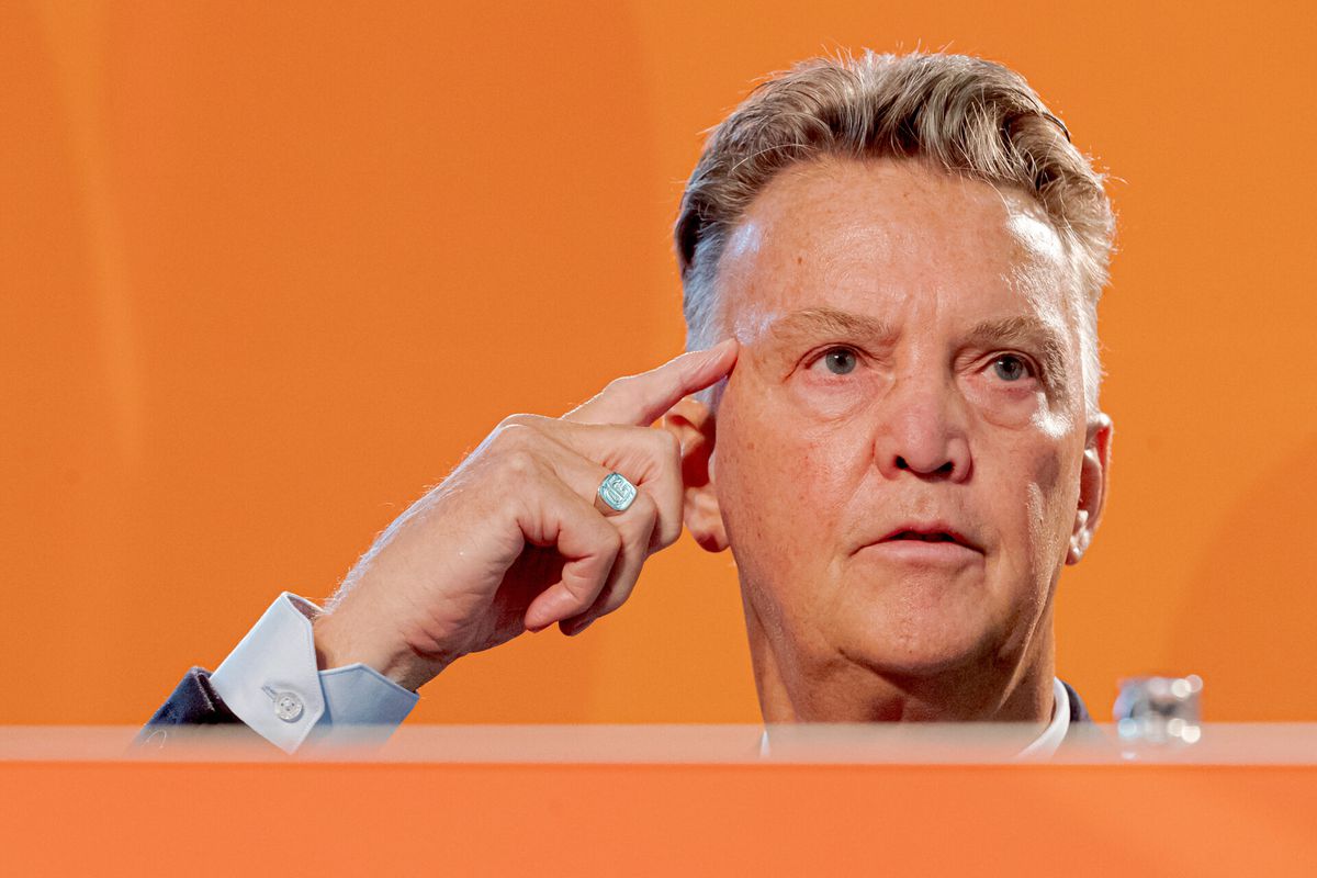 Louis van Gaal had kabinetscrisis allang opgelost: 'Minderheidscoalitie riep ik al veel eerder'