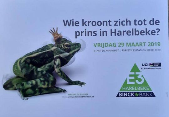 Wielerronde trekt controversiële poster met bodypaintmeisjes in