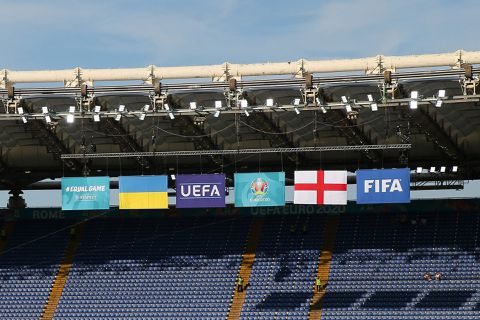 Hoeveel supporters zitten er op de tribunes bij Oekraïne tegen Engeland?