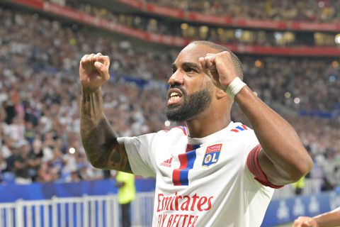 🎥 | Lyon langs Ajaccio bij Ligue 1-opener: Lacazette luistert terugkeer op met treffer