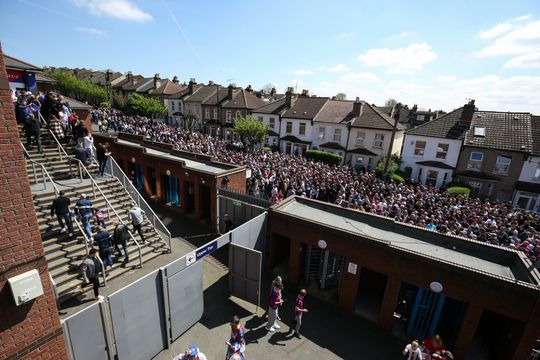 Doelpuntenregen na poortjesgedoe: Palace en West Ham scoren 5 keer in 35 minuten