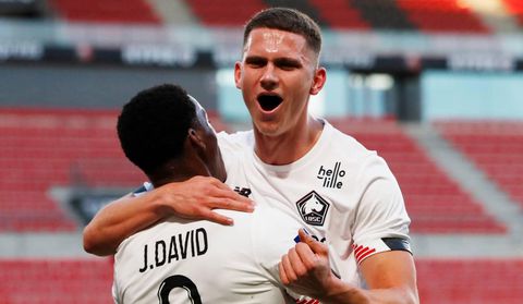 Botman en Lille weer samen met PSG aan kop in Ligue 1