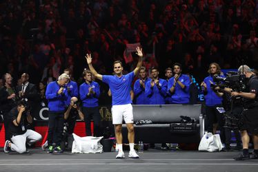 🎥​ | Roger Federer is met pensioen! Tennisgrootheid verliest laatste partij met rivaal en vriend Rafael Nadal