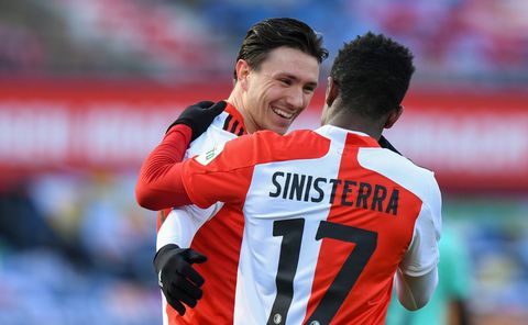 Slot praat met Berghuis over toekomst bij Feyenoord