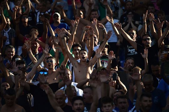 Belgische fan van Juventus met mes aangevallen voor CL-duel met Sevilla (video)