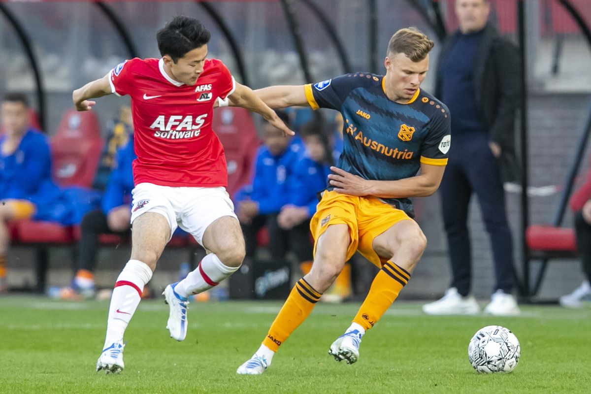 Dit zijn de opstellingen van Heerenveen en AZ voor de Europese play-offs