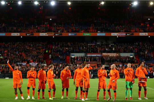 Oranje speelt in compleet uitverkocht stadion de kraker tegen Noorwegen