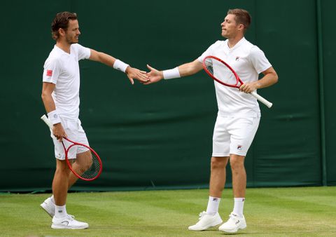 Wesley Koolhof en partner Skupski naar 2e ronde dubbeltoernooi Wimbledon