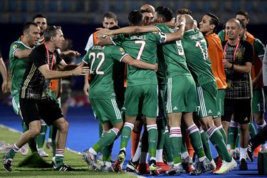 Algerije verrast favoriet Senegal en is al zeker van volgende ronde