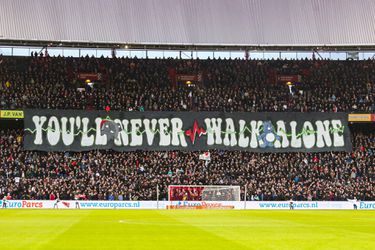 'Feyenoord wil talentvolle Tanzaniaanse linksback (18) proef laten draaien'