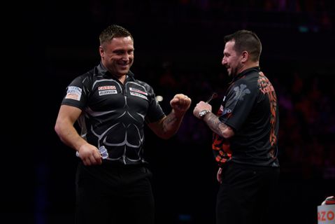 Gerwyn Price huilt uit na Ahoy-verlies: 'De sport is verpest door nepfans'