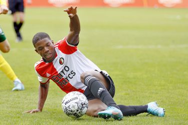 'Aan hamstring geblesseerde Tyrell Malacia ondergaat MRI-scan'
