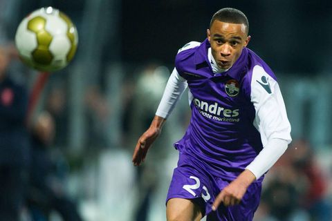 Dit is er precies gebeurd tussen FC Den Bosch en Jeroen Lumu