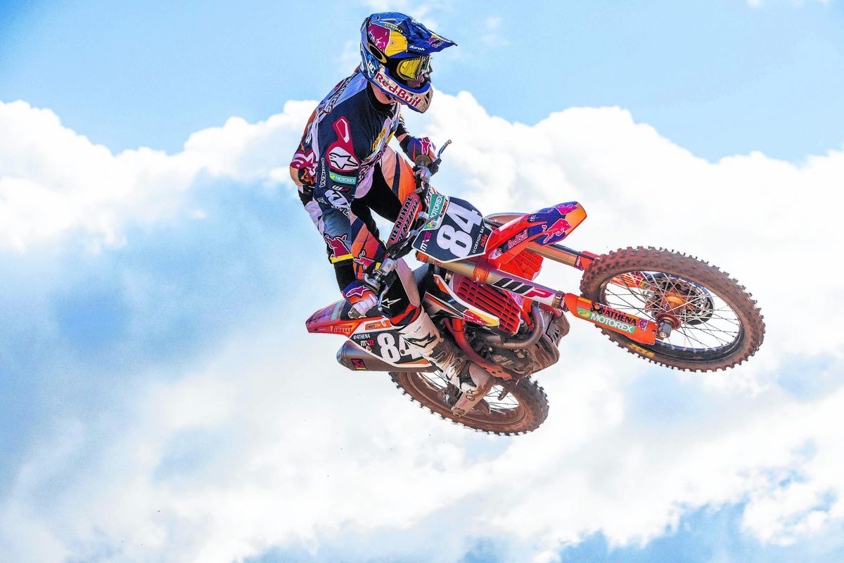 Herlings start slecht en eindigt als 4e bij MXGP in Tsjechië