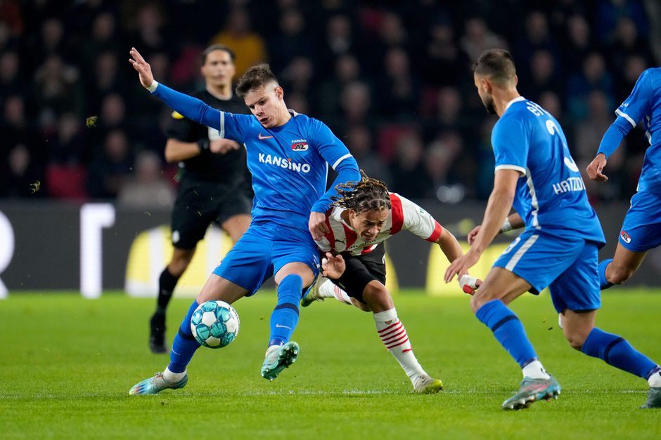 Op deze zender zie je de topper tussen AZ en PSV