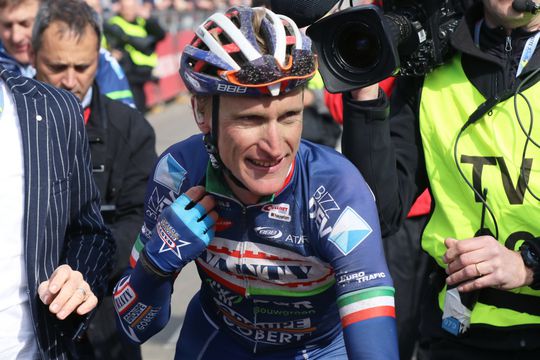 Winnaar Amstel Gold Race wegens dopingverdenking uit Dauphiné gehaald