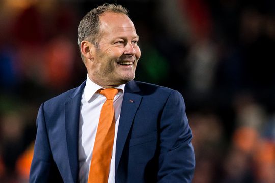 Opstellingen Nederland-België: ijzersterke Rode Duivels, Oranje met Lens en Schaars