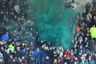 Fans Plymouth Argyle reizen 1200 km om ploeg te zien verliezen in Sunderland