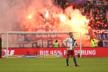 TV Gids: op deze zender kijk je vanavond naar de stadsderby HSV - St. Pauli