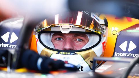 Verstappen over tactiek: 'Over 1 rondje niet het beste, maar tijdens de race zal het sterk zijn'